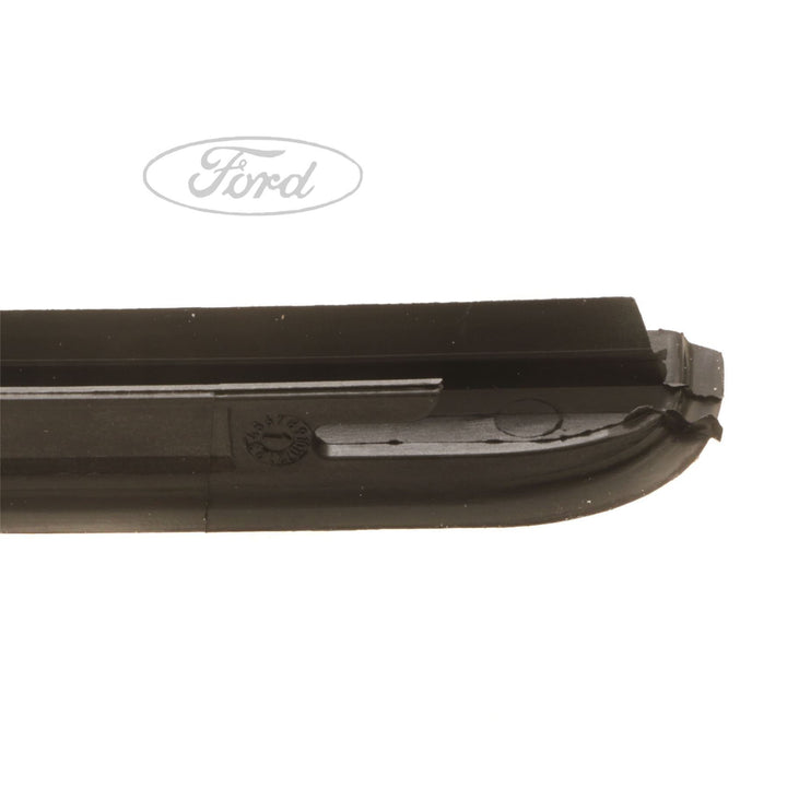 MONDEO O/S WINDSCREEN WEATHERSTRIP INSERT MOULDING