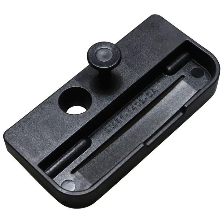 MOUNTING PLATE