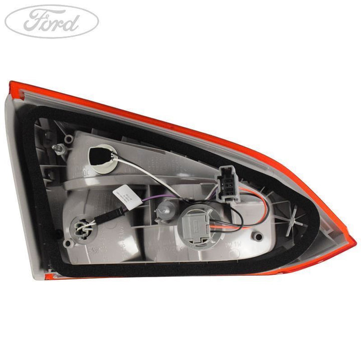 FOCUS MK3 REAR DRIVER SIDE INNER TAIL LIGHT LAMP LED 2014-2019