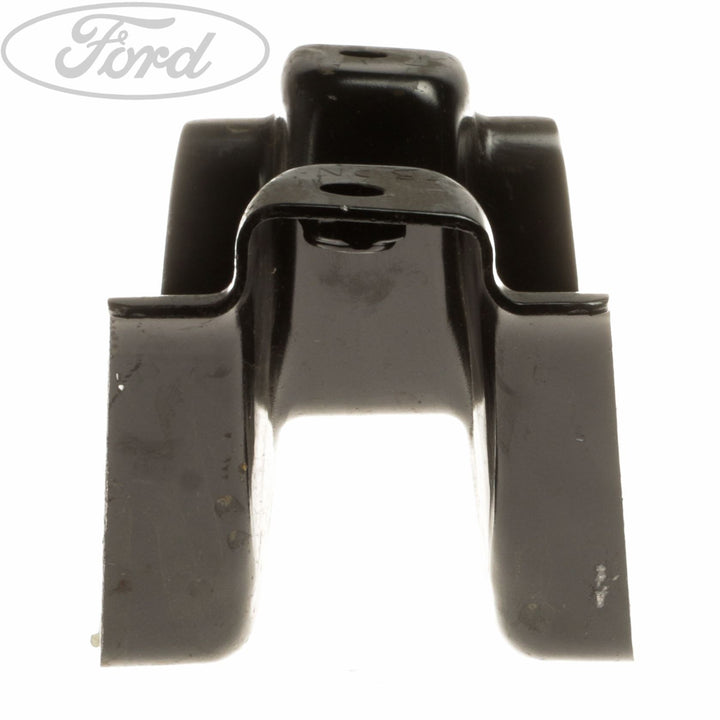 REAR DRIVE SHAFT SUPPORT BRACKET