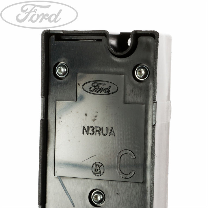 FRONT DOOR WINDOW CONTROL SWITCH