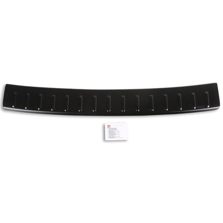 FOCUS  CLIMAIR® ®* REAR BUMPER PROTECTOR RIBBED PLATE, CONTOURED, MATT BLACK 2014-2018