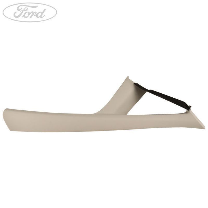 WINDSHIELD MOULDING