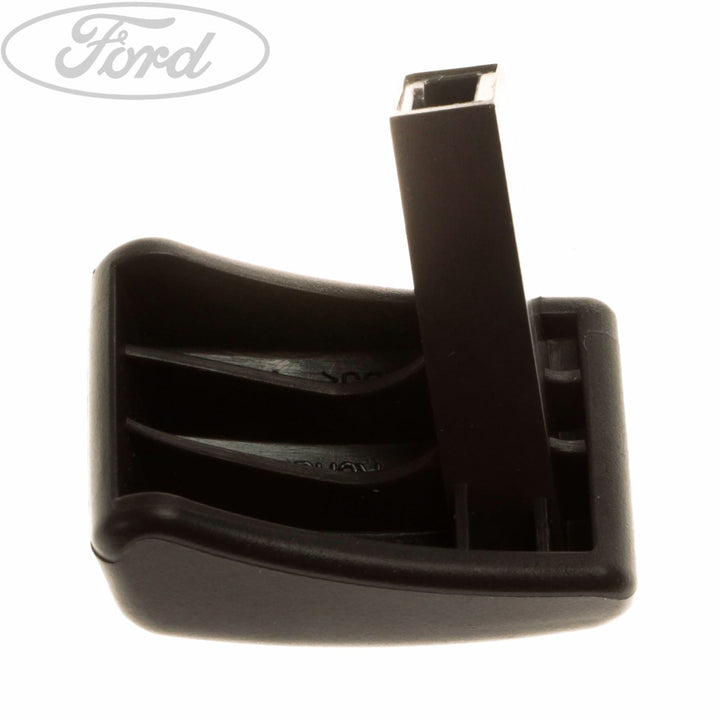 REAR SEATS