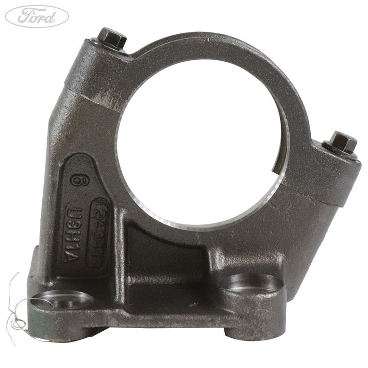 KUGA C-MAX FOCUS ST 2.5 DURATEC DRIVESHAFT BEARING BRACKET