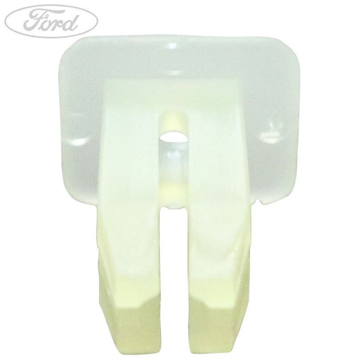 MONDEO MUSTANG REAR BUMPER SPECIAL PLASTIC NUT 2014-