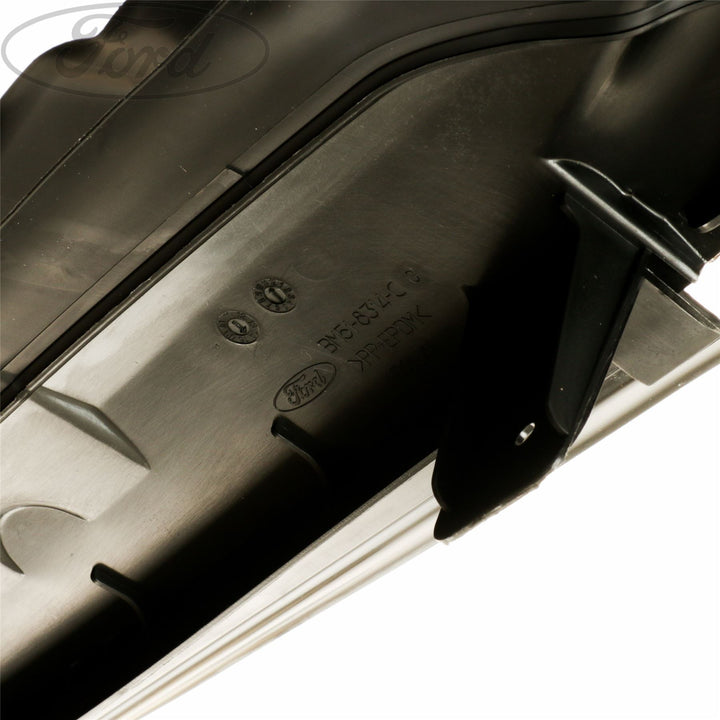 FOCUS HEATING AIR DEFLECTOR