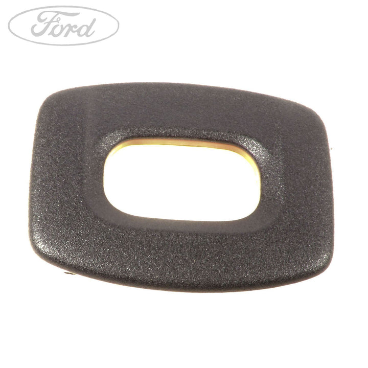 MONDEO REAR SEAT LATCH BEZEL