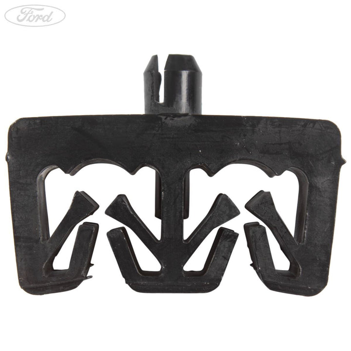 TRANSIT REAR BRAKE PIPE CLIP