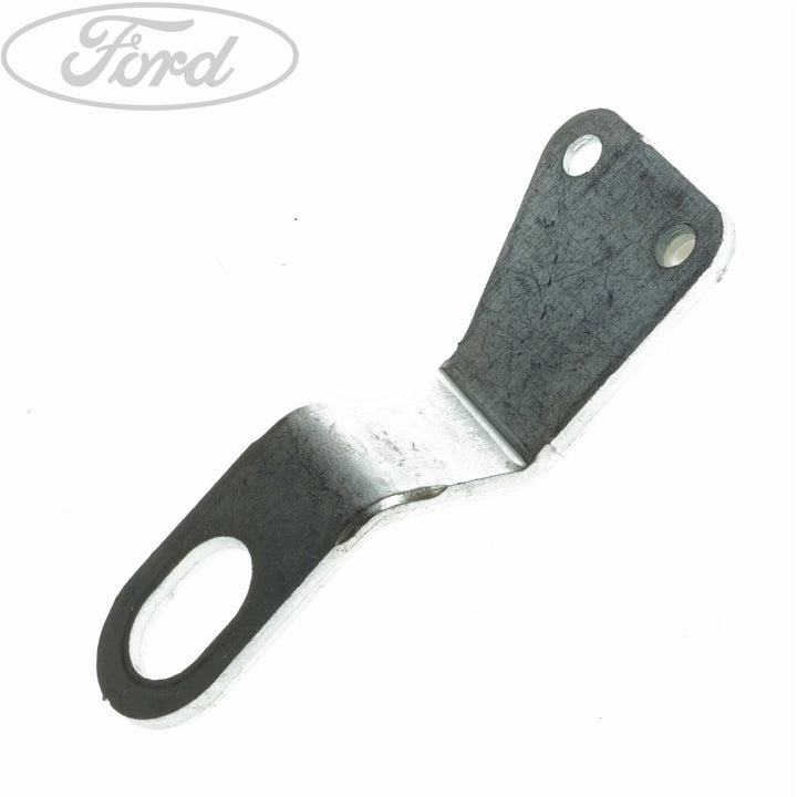 CYLINDER HEAD ENGINE LIFTING BRACKET
