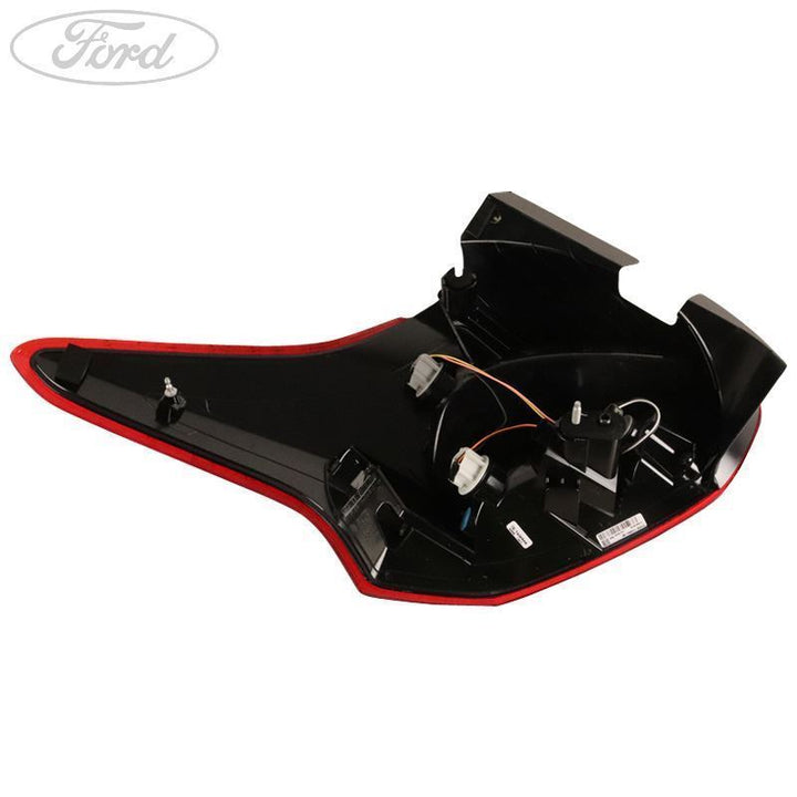 Focus 5-Door Hatchback O/S Drivers Side Rear Light Lamp Unit Level 1 2014-2020