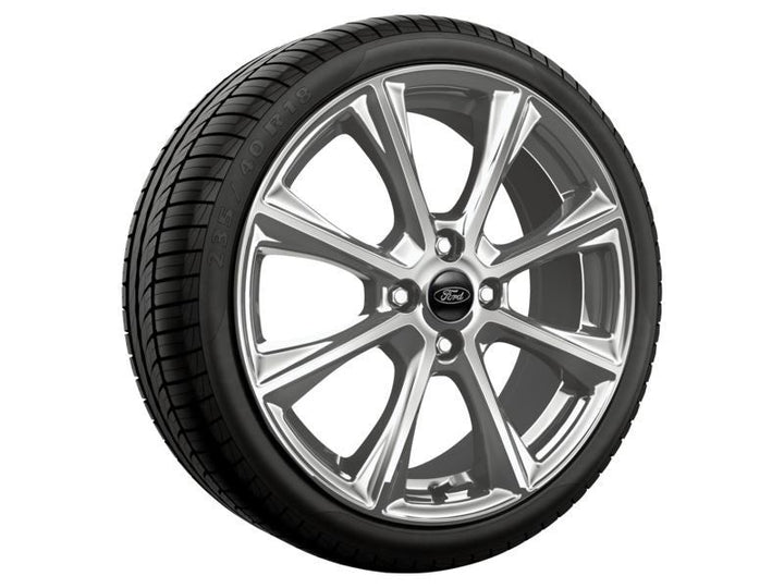 SET OF 4 ALLOY WHEELS WITH FITTING  05/2017  04/2018