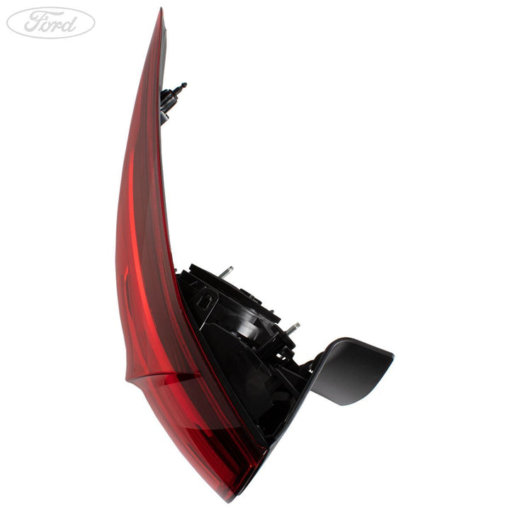 C-MAX N/S REAR OUTER LIGHT LAMP UNIT 5 DOOR UAV 04-2015