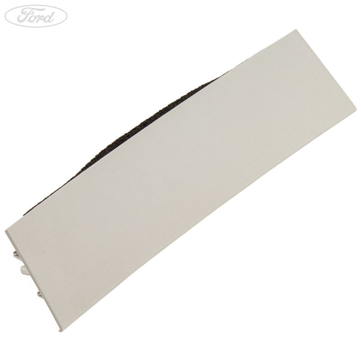 C PILLAR TRIM