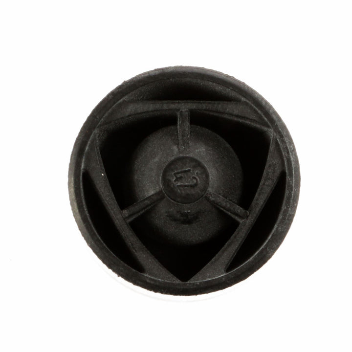 CYLINDER HEAD COVER MOUNTING RETAINER