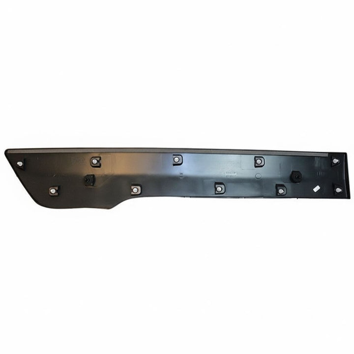 REAR QUARTER OUTER MOULDING