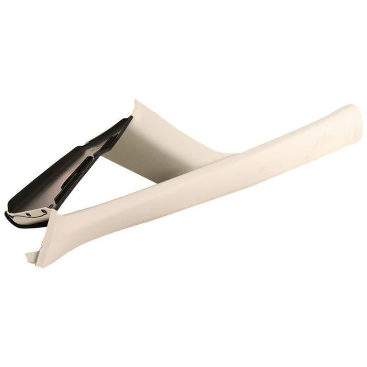 WINDSHIELD MOULDING