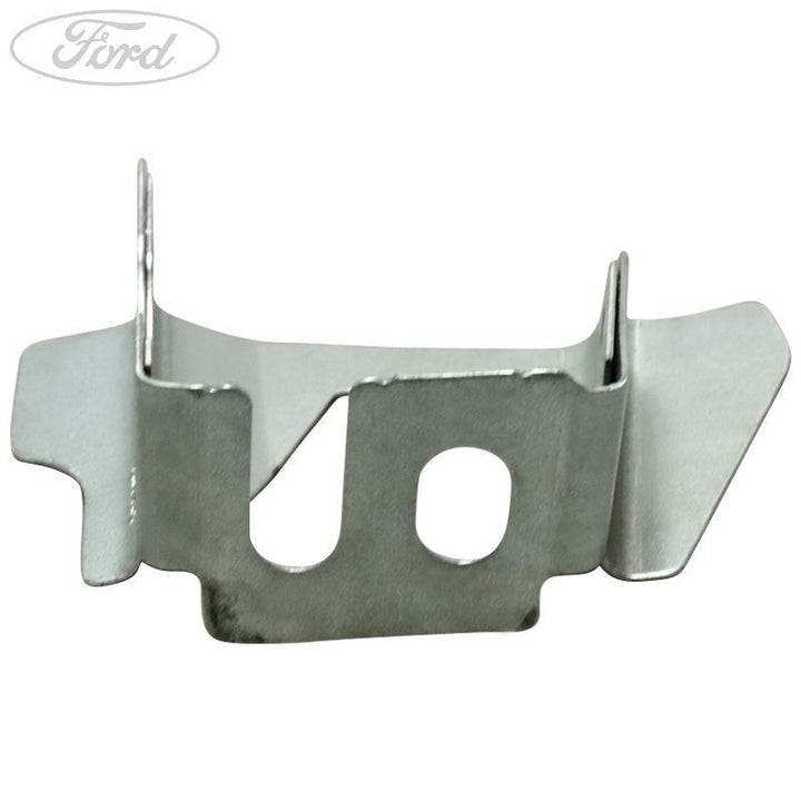 FENDER BRACKET SUPPORT