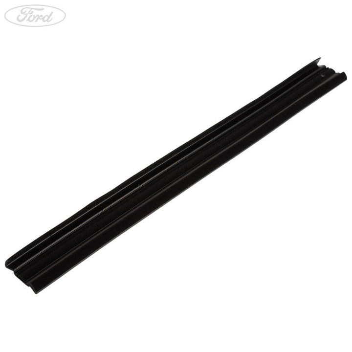 TRANSIT FRONT N/S DOOR GLASS REAR RUNNER SEAL 2014-