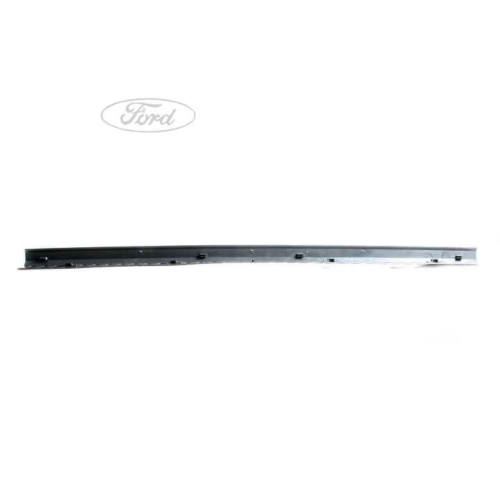 REAR BUMPER SEAL PAD TRIM