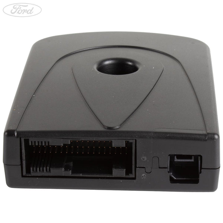 MOBILE PHONE MODULE + USB VOICE ACTIVATED SPANISH 2010-2014