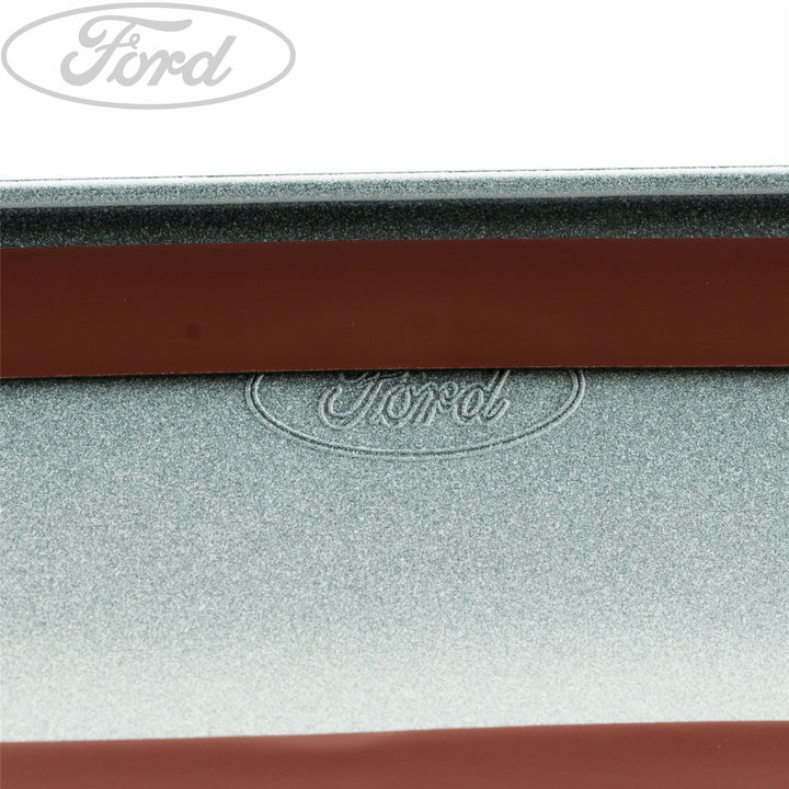 FOCUS FRONT BUMPER RADIATOR GRILLE MOULDING