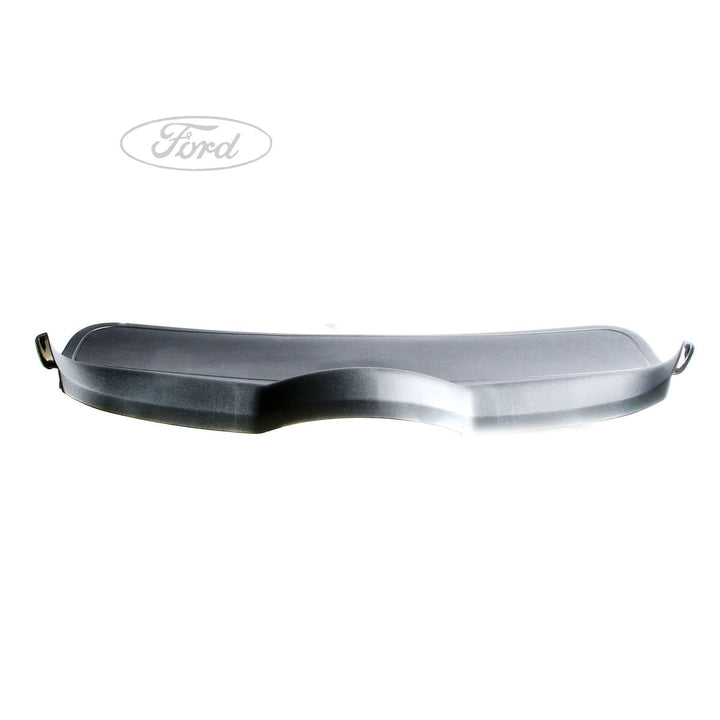 FOCUS TAILGATE TRIM