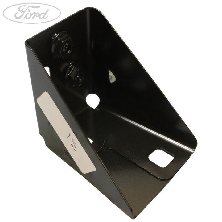 FRONT FENDER BRACKET