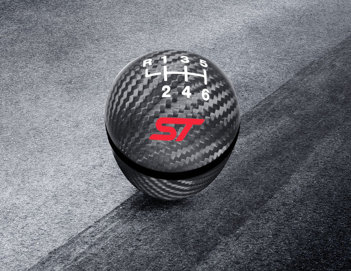 PERFORMANCE SHIFT KNOB WITH FITTING  05/2019