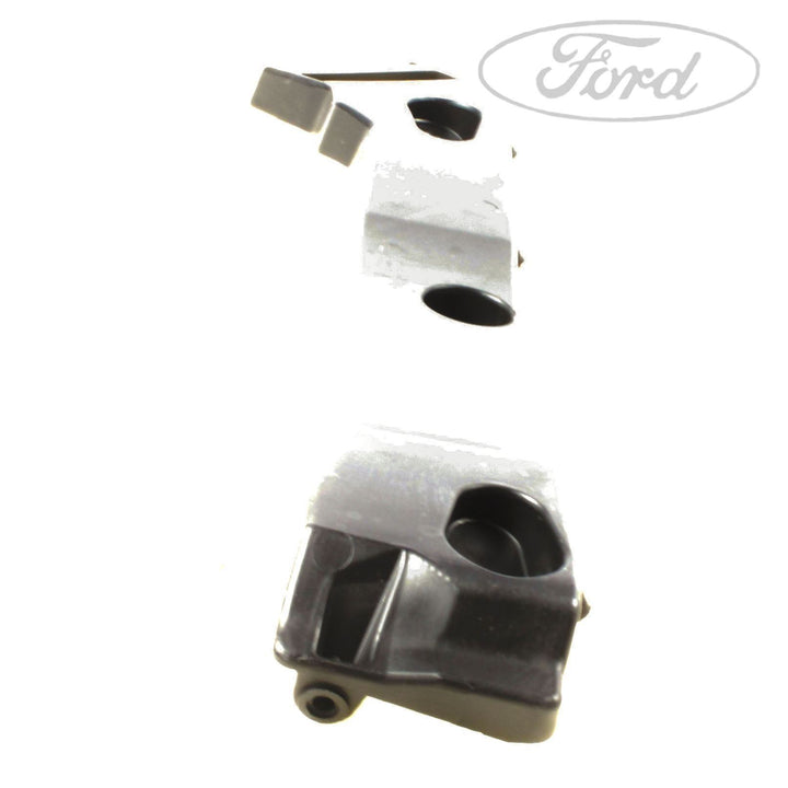 KUGA O/S REAR BUMPER MOUNTING BRACKET