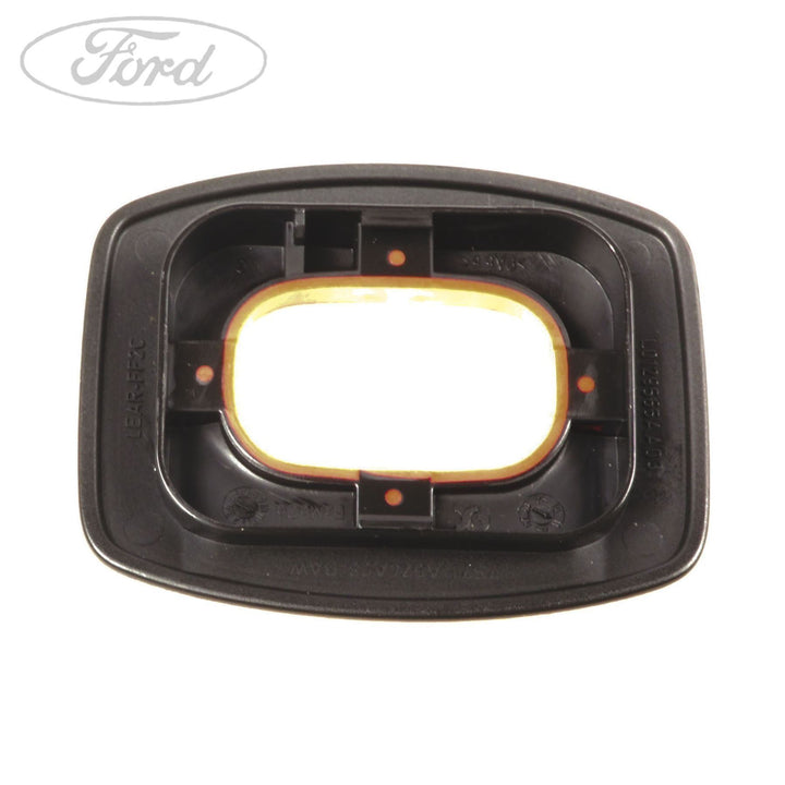MONDEO REAR SEAT LATCH BEZEL
