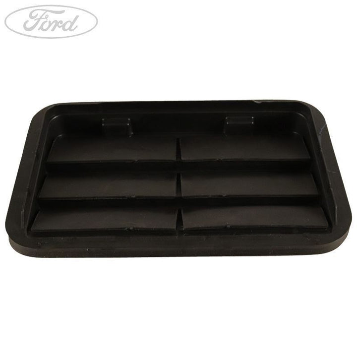 AIR INLET GRILLE