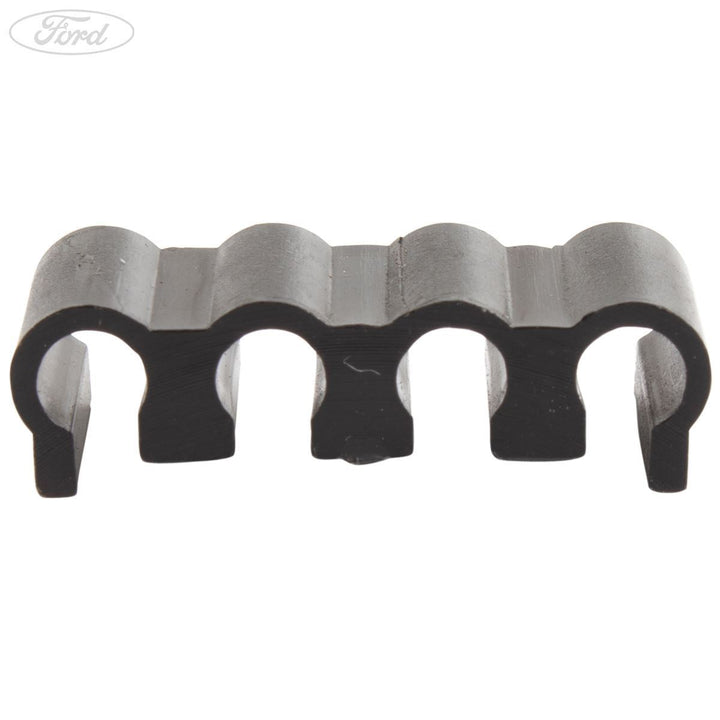 FRONT BRAKE PIPES CLIP