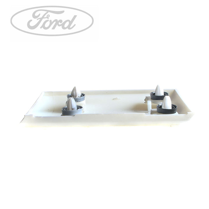 BODY MOULDINGS