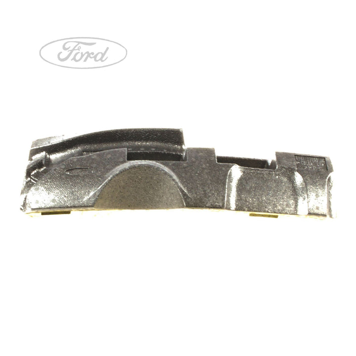 KUGA REAR BUMPER MOUNTING BRACKET
