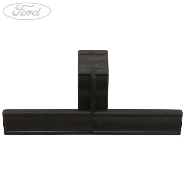 KUGA MK1 REAR VIEW FIXED CAMERA RETAINING CLIP 09/08-11/12