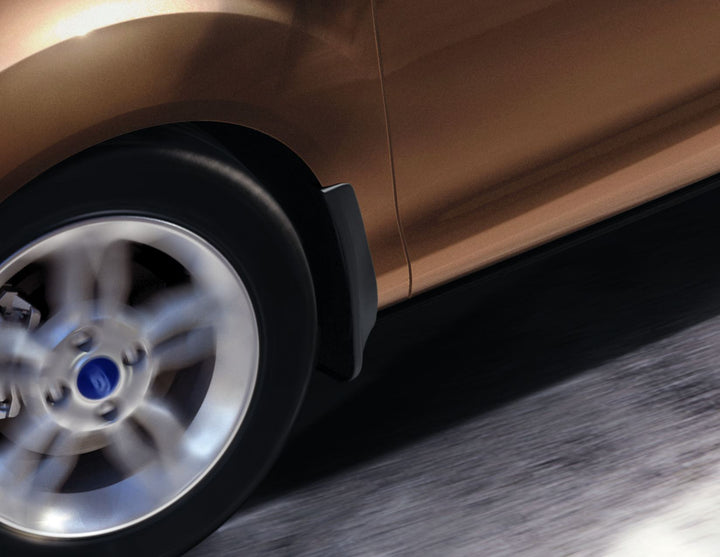 B-MAX MUD FLAPS WITH FITTING  08/2012  09/2017