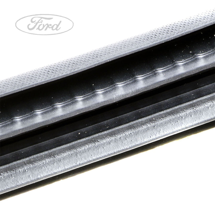 FIESTA N/S OUTER DOOR BODY WEATHERSTRIP SEAL