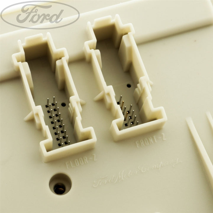 C-MAX FOCUS KUGA FOCUS C-MAX FUSE JUNCTION PANEL