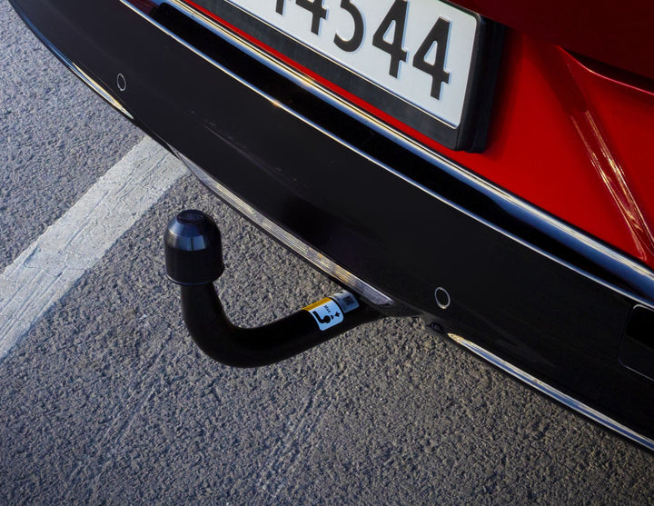 MUSTANG MACH-E DETACHABLE TOW BAR WITH FITTING  10/2021