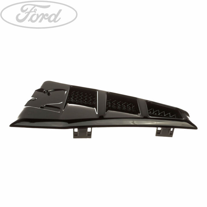 FOCUS O/S FRONT WING GRILLE VENT