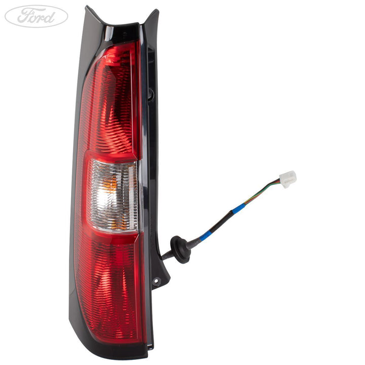 EVEREST REAR PASSENGER SIDE LAMP LIGHT CLUSTER UNIT WAGON 2009-2015