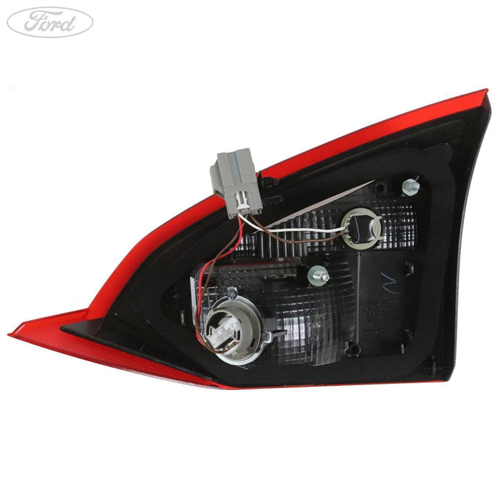 FIESTA MK8 REAR PASSENGER SIDE INNER LIGHT LAMP UNIT 4 DOOR SALOON 15-
