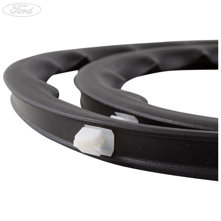 DOOR B-MAX SIDE PANEL DOOR OPENING WEATHERSTRIP SEAL 2012-
