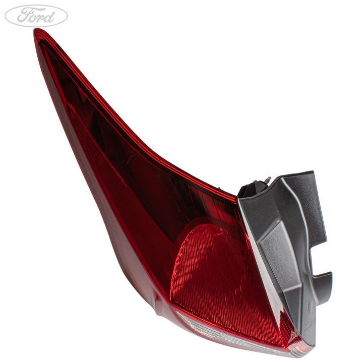 FOCUS REAR N/S TAIL LIGHT LAMP CLUSTER 5 DOOR 11-15