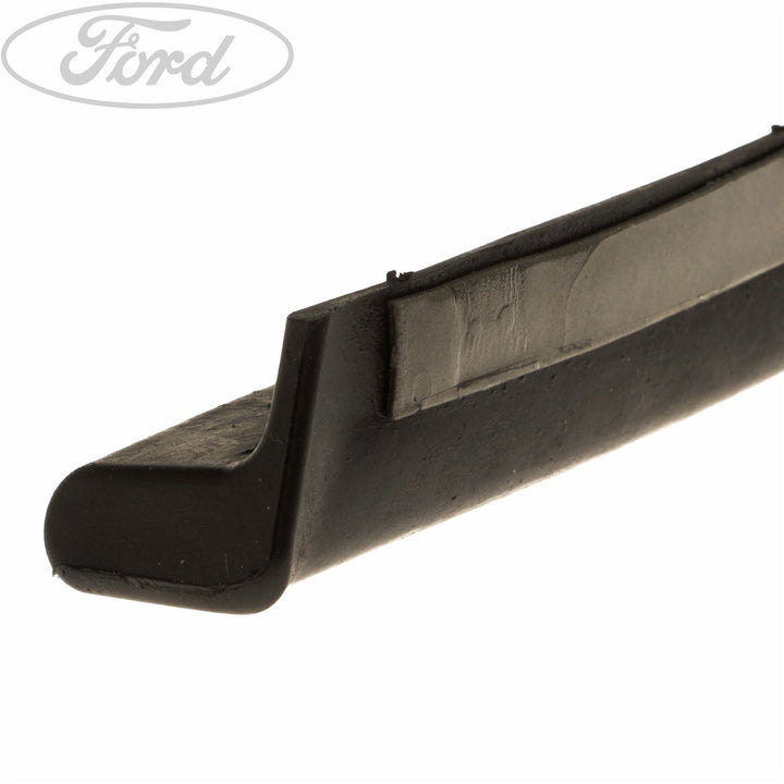 S-MAX WA6 N/S REAR QUARTER WINDOW WEATHERSTRIP SEAL