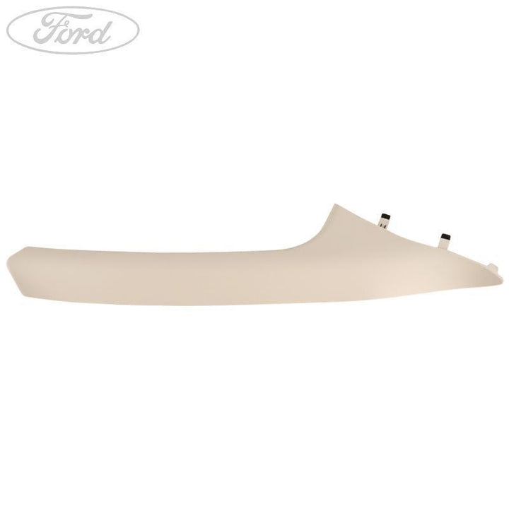 WINDSHIELD MOULDING