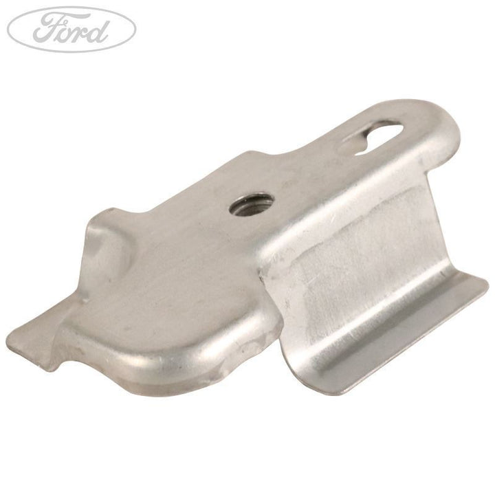 FENDER BRACKET SUPPORT