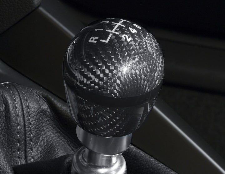 PERFORMANCE SHIFT KNOB WITH FITTING  05/2018