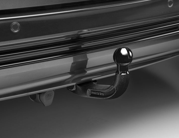 DETACHABLE TOW BAR WITH FITTING  09/2014  11/2018